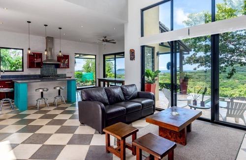 Potrero House | Nostalgic Retro Home on Luxurious Lot with a Private Infinity Pool and Ocean Views
