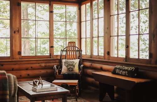 Manitowish Waters Cabin | Nostalgic The Lodge | May and June 2026 Openings