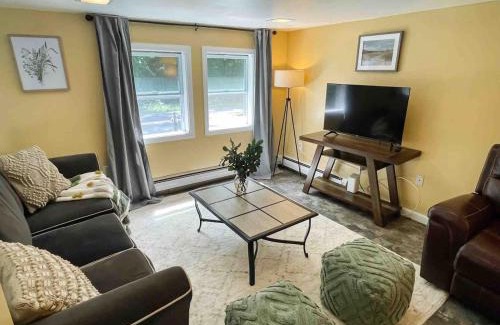 Georgetown House | Nothing Fancy Older Pet Friendly Home near I 95