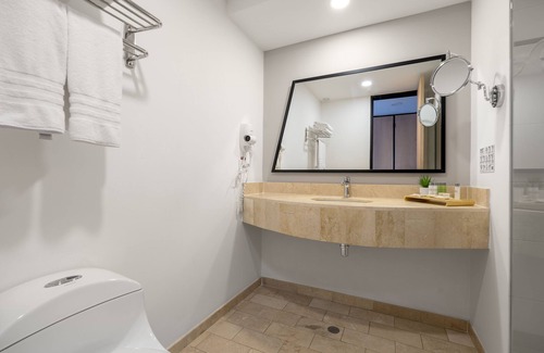 La Aguacatala Hotel | Novelty Suites Hotel