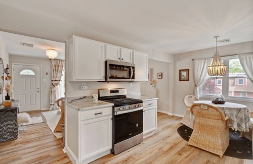 Cape May Court House Apartment | NOW BOOKING 3 NIGHT MIN FOR JUL+AUG 2025 @ REDUCED RATES!