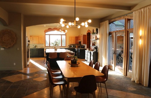 Sedro-Woolley Villa | nSpacious mountain retreat: 10 BR, sauna, gym & ballroom with finished basement.