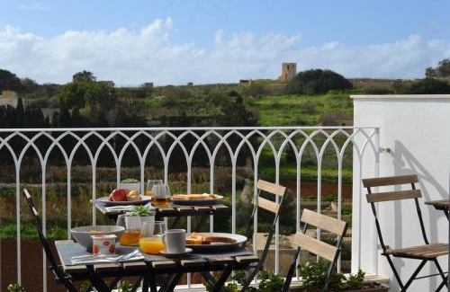 Dingli Bed & Breakfast | Number 33 - Bed & Breakfast