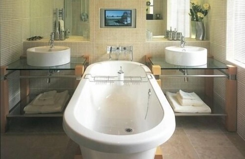 South Shore Bed & Breakfast | Number One St Luke's