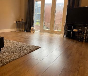 Congerstone House | Nuneaton Pink Rose
