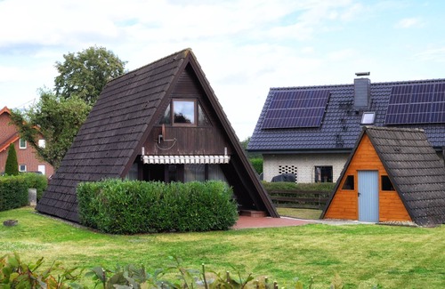 Rieste House | Nur-dach-haus am Alfsee in Rieste mit Großen Garten zum Entspannen und Spielen