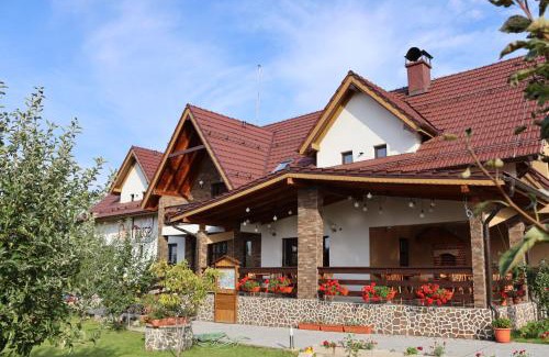 Malaiesti House | NUT HOUSE Retezat