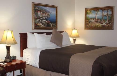 Lompoc Hotel | O'cairns Inn & Suites
