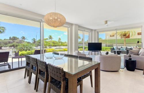 Oranjestad-West Apartment | O Condominium Beachfront Residences, by Bocobay Aruba
