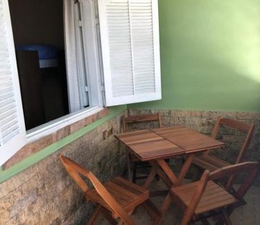 Taio House | O Mar Hospedagem - SUÍTES PRIVADAS