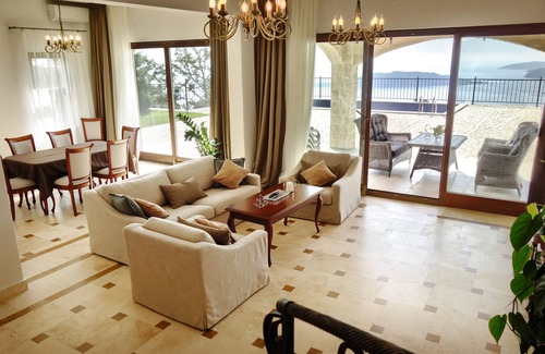 Budva Municipality Villa | Oak Leaf Residences