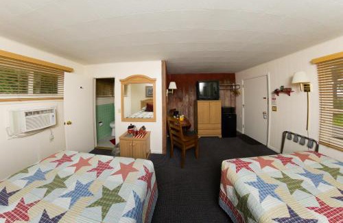 Whitehall House | Oak Park Inn