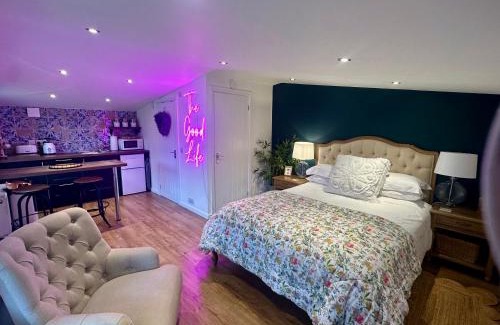 Kirkmichael Cabin | Oak View Lodge: Cosy, Countryside Retreat