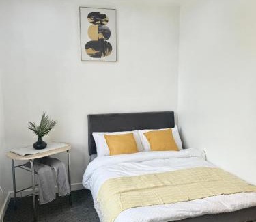 Burnley Bed & Breakfast | Oakbridge Studios