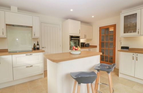 Long Marston Cottage | OAKDENE, family friendly, character holiday cottage in Upper Quinton