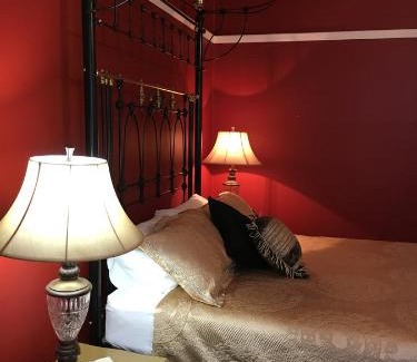 St Marys Bed & Breakfast | Oakdene Heritage Accommodation
