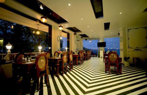 Kasauli Hotel | Oakhill Resorts