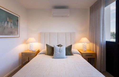 Phillip Apartment | Oaks Canopy - Boutique 1 & 2 BR Apartments