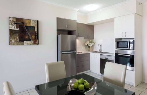 Woodend Apartment | Oaks Ipswich Aspire Suites