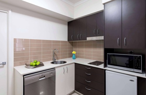 Woodend Apartment | Oaks Ipswich Aspire Suites