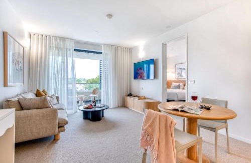 Geelong Hotel | Oaks Vue Suites Geelong