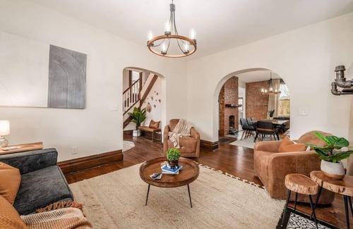 Columbus House | Oakwood Quarters