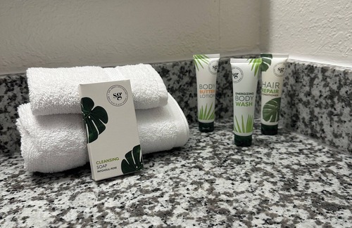 Terrace Park Hotel | OASIS BAY SUITES, Tampa, Busch Gardens, USF