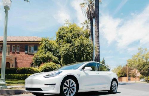 East Sacramento House | Oasis East Sac Charming Home with Saltwater Pool and Casita