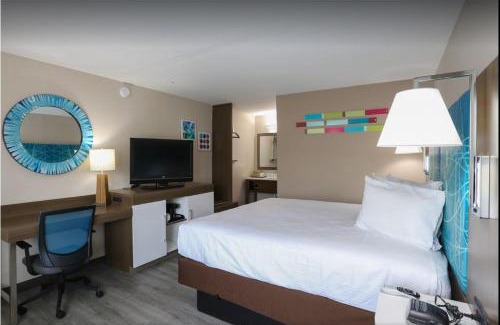 Polk Village Hotel | Oasis Inn