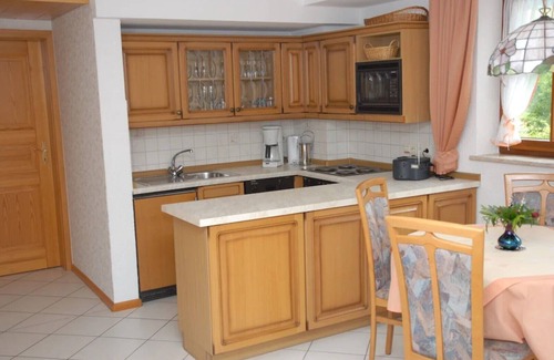 Gutach Condo | Oberbauernhof - Apartment "Am Garten" | Lovely apartment in a beautiful Black Forest house