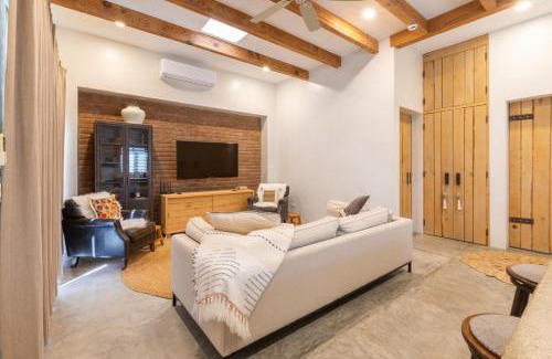 El Pescadero House | Ocean and Mountain Views home in El Pescadero