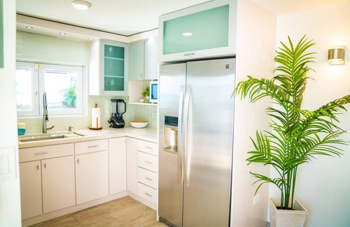 Dorado del Mar House | Ocean Breeze Villa Retreat - PRIVATE POOL/WALK TO BEACH/PET FRIENDLY