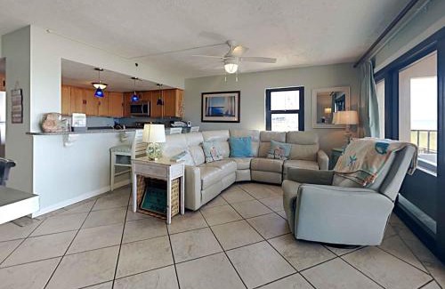 Ono Island Apartment | Ocean Breeze West #201