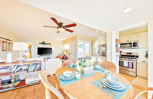 Ocean Beach Condo | OCEAN FRONT 2BD with Large Private Patio, Outdoor Dining, Parking, Views & Sunshine!