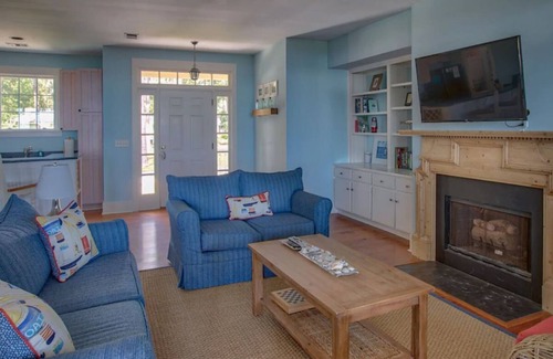 Melrose on the Beach Cottage | Ocean Front Premier Cottage