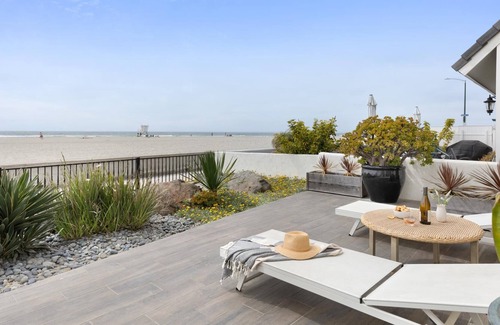 South Mission Beach House | Ocean Front Walk 2 in San Diego