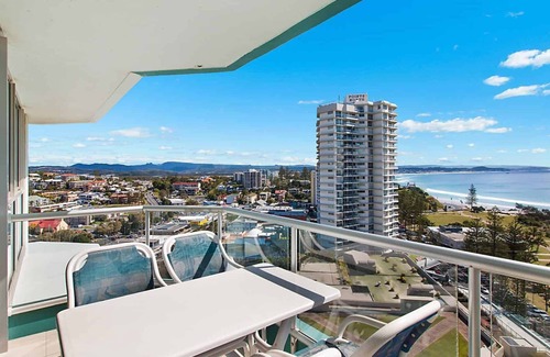 Coolangatta Apartment | Ocean Plaza 1466 - Coolangatta Beachfront - Min. 3 Night Stays!