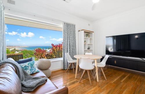 Port Noarlunga House | Ocean View in Port Noarlunga