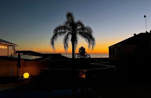 Ocean Reef Villa | Ocean View Sunset Resort