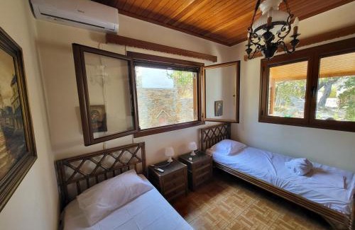 Karystos Apartment | Ocean View Villa