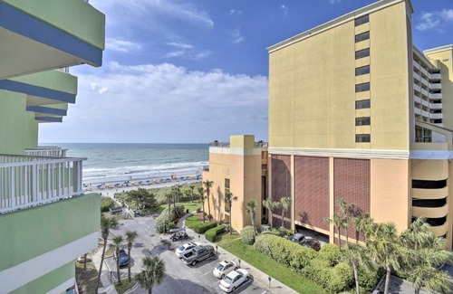 Myrtle Beach Apartment | Ocean Views and Resort Amenities Myrtle Beach Condo