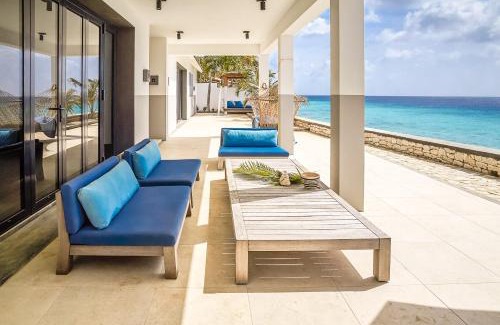 Belnem Villa | Oceanfront 72 & Sunny