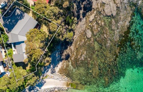 Lilli Pilli House | Oceanfront Beauty in Lilli Pilli