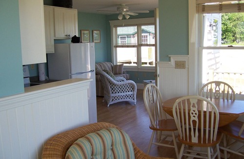 Belfast Cottage | Oceanfront Cottage in Belfast Maine on Penobscot Bay