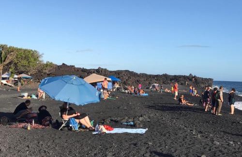 Kehena Beach Estates House | Oceanfront Cottage Near the Kalapana Lava Flows
