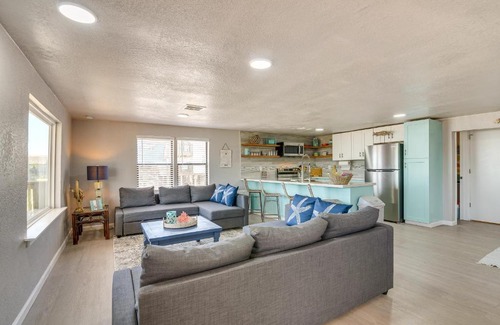 Surfside Beach House | Oceanfront Deck Surfside Beach Vacation Rental!