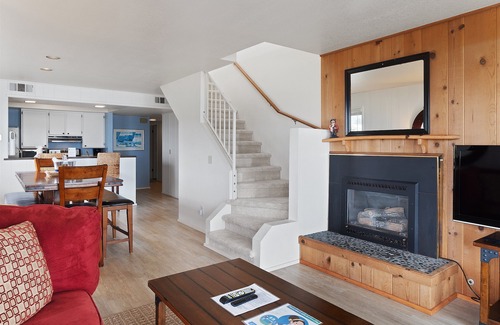 San Simeon Condo | Oceanfront Escape : 4 BR, 3 BA Condominium in San Simeon, Sleeps 10