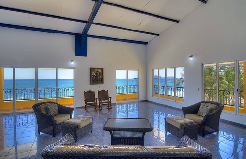 Downtown Mazatlan Condo | OCEANFRONT - NOW SLEEPS up to 20 People - 6 bedroom , 5 bath - Entire top floor!