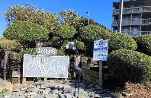 Sneads Ferry House | Oceanfront Resort - Swimming Pool - Tennis