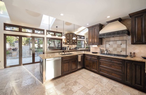 Sunset Cliffs House | Oceanfront Villa On Sunset Cliffs | Custom Jacuzzi